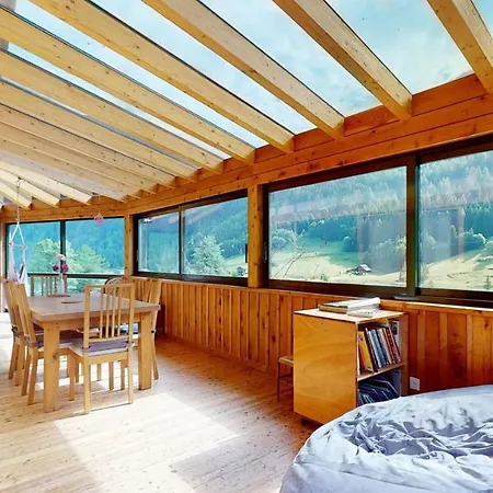 Mountain Getaway In The Valley *