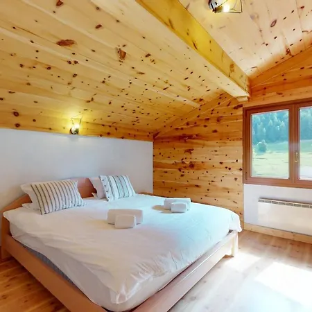 Chalet Mountain Getaway In The Valley